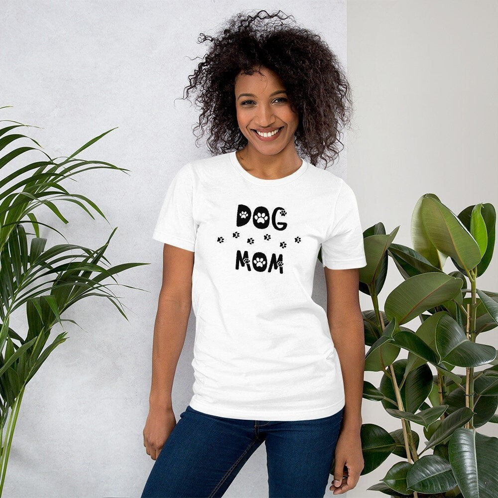 Dog Paw Mom Tee